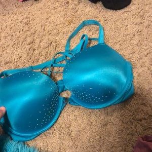 Victoria Secret Very Sexy Push up Bra!